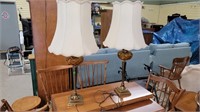 2 NICE VINTAGE TABLE LAMPS