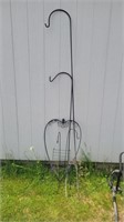 Shepherd hooks and yard items