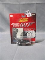 Johnny lighting James bond 007 .