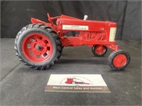 1:15 scale Farmall tractor
