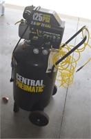 LIKE NEW 125 PSI AIR COMPRESSOR, 2.5 HP