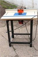 Router w/ Table
