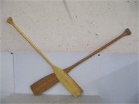2 WOODEN PADDLES