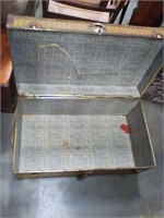 Metal trim chest/trunk