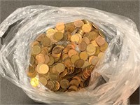 1 Pound Pag of Loose Pennies: Various Years