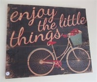 Wood Enjoy the little Things wall hanging.