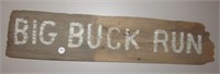 Wood, Big Buck Run wall décor. Measures:  5 1/2"