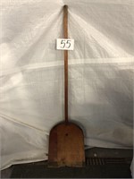 VINTAGE WOODEN SHOVEL