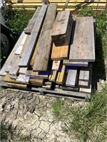 Pallet of miscellaneous 2 x 6,2x4 and assorted tim