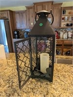 Decorative hanging lantern