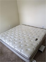 King size sleep number bed nice unit