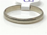 18 Kt. White Gold Band, Size 4 3/4.