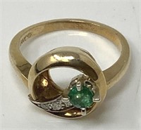 14 Kt. Gold Diamond & Emerald Ring, Size 6.