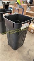 HDX 32 Gallon Wheeled Outdoor Trashcan, No Lid