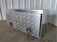 35-7/8"x17"x18" Aluminum Box