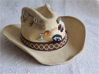 Medium size WESTERN HAT loaded with collector