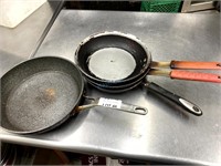 LOT OF MISC FRYING PANS
