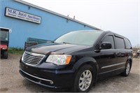 2011 Chrysler Town and Country Touring-L 4dr