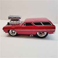 Muscle Machines 65 Chevy Chevelle Wagon 1:18 Scale