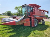 IH 1660 combine 4,595 hours, Comes with a 6 row