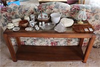 Sofa Table & Contents