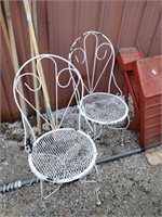 2 metal outdoor chairs