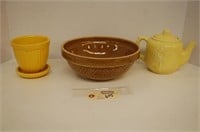 USA Stamped Pottery Pot/Tea Pot & Bowl