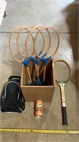 Ballpocket bag, wooden box with four badminton