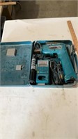 Mikita cordless drill, 2 batterys, charger,  not