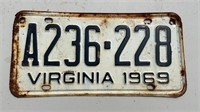 1 Virginia 1969 license plate, little rust around