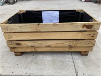 Wood planter box