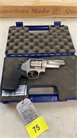 823-YY- Smith & Wesson Revolver .44 Mag. 629 Mt.