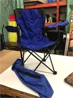 Like New Blue Folding Lawn Chair w/Bag