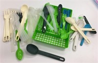 Reusable Plastic Kitchen Cutlery