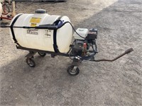 Pressure washer with tank