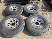 Set a four tires with rims: LT 235/85R 16