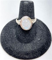 Sterling Rainbow Moonstone Ring 5 Grams Size 7