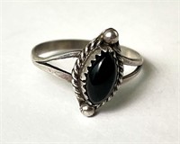 Sterling Black Onyx Ring 2 Grams Size 9