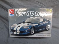 Dodge Viper GTS Coupe Toy Model