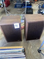 pair of Utah speakers