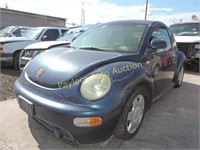 2000 Volkswagen Beetle 3VWCD21C2YM463026 Blue