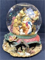 Musical Water Globe with Revolving Base