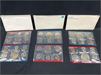 (2) 1976 & 1977 Uncirculated Mint Coin Sets