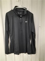 SIZE LARGE UNDER ARMOUR MEN SWEATER
