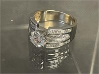 14K Gold & Diamond Ladies Ring 5.3 dwt, Sz 7.5