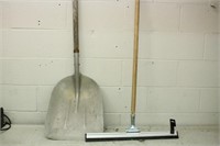 Concrete Cleaner Scoop Shovel