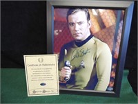 Willaim Shatner Signed & Framed 8 x 10