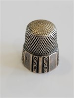 Vintage SIMONS BROTHERS Sterling Silver Thimble, s