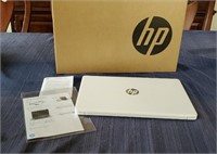 NEW HP laptop