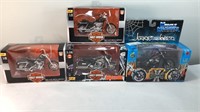 (3) HARLEY DAVIDSON MAISTO 1/18 MOTORCYCLE